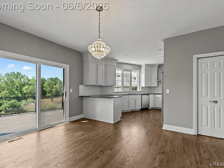 2962 Pheasant Ring Dr — Photo 16