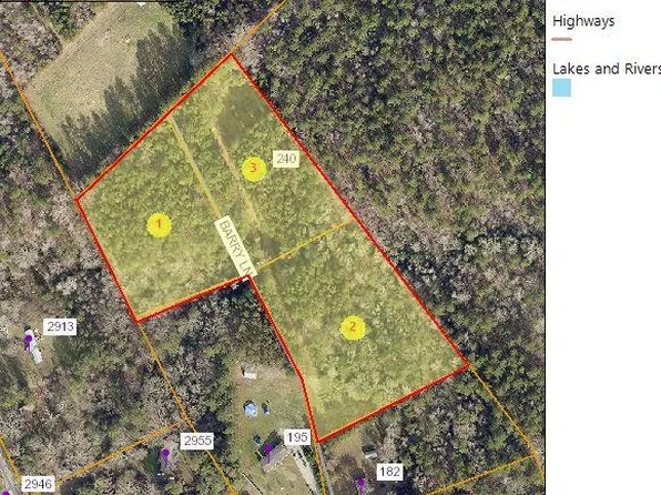 240 Barry Ln, Carthage, NC 28327