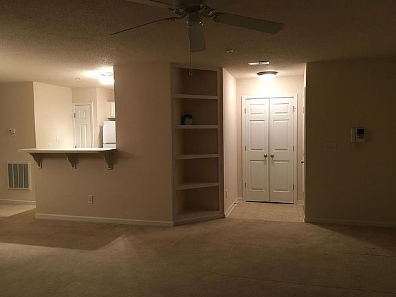 4th image of 4345-1C Cedarcroft Ct