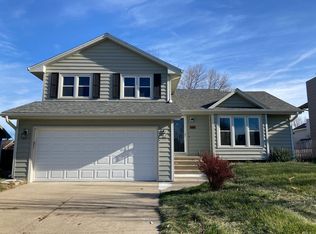 109 SW Meadowlark Ct, Ankeny, IA 50023