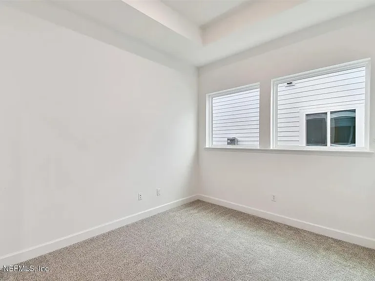90 Victory Court St — Photo 12
