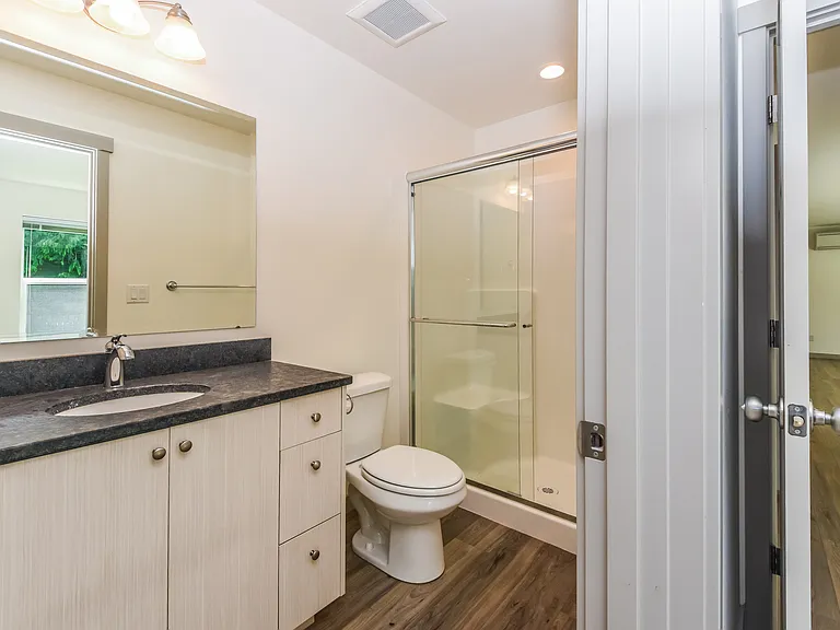 2046 Aaron Dr — Photo 15