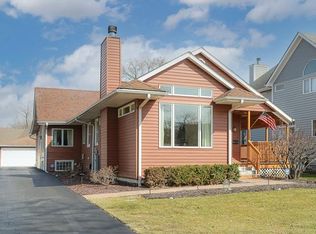 146 W Greenfield Ave, Lombard, IL 60148