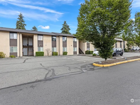 14510 124th Avenue NE #C15, Kirkland, WA 98034