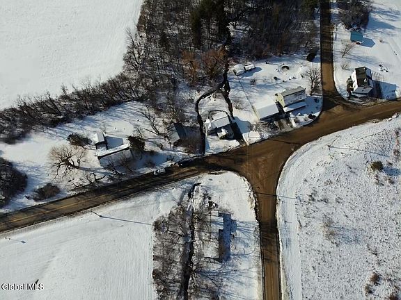 3rd image of 854 Millers Corners Road