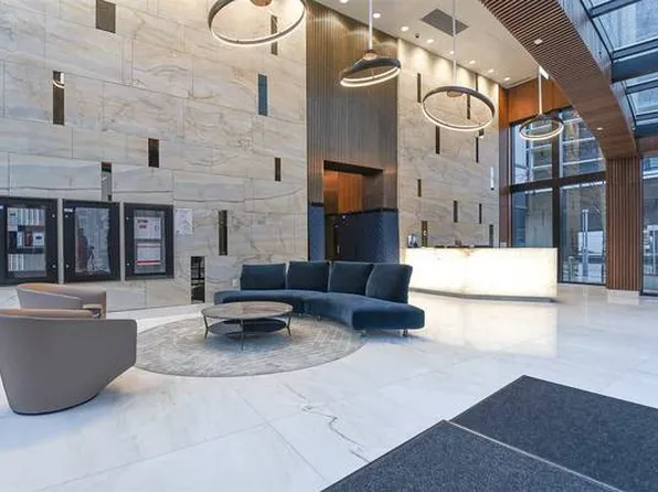 87 Nelson St, Vancouver, BC