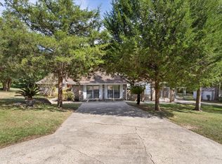 99 Poplar Dr, Hattiesburg, MS 39402
