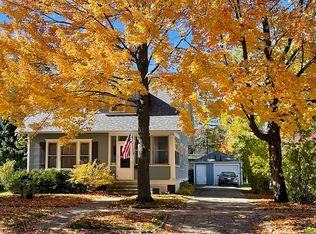 404 S Division St, Waupaca, WI 54981