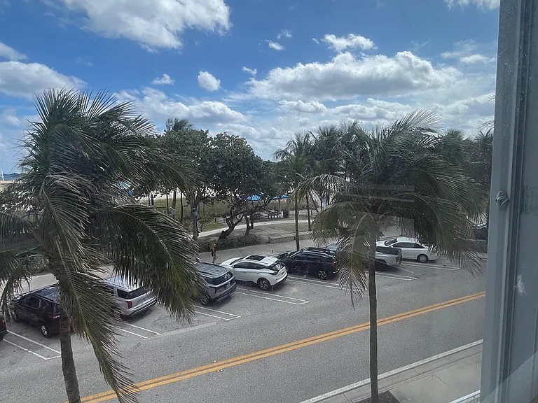133 N Pompano Beach Blvd #211 — Photo 22