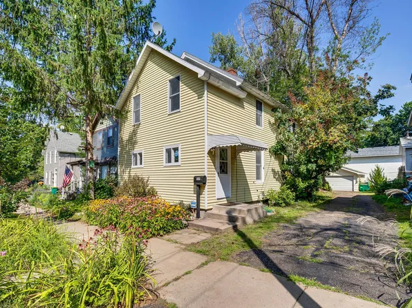 1109 1st St S, Stillwater, MN 55082