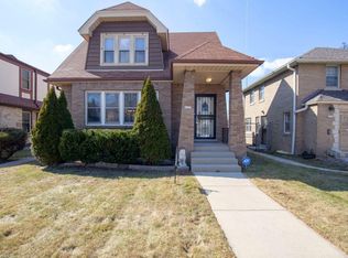 4225 N 17th St, Milwaukee, WI 53209