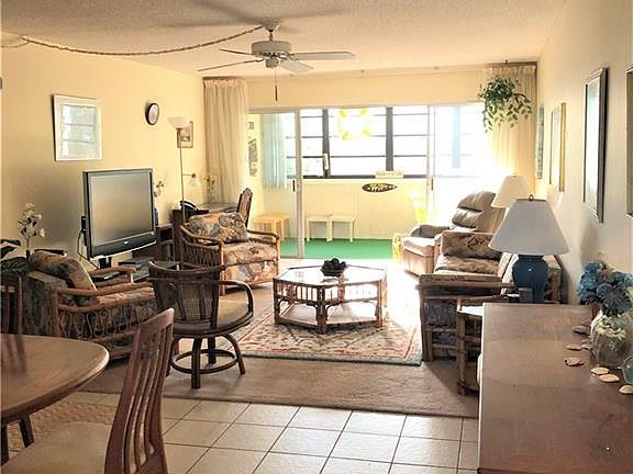 2nd image of 1280 NE 14th Ct APT L15