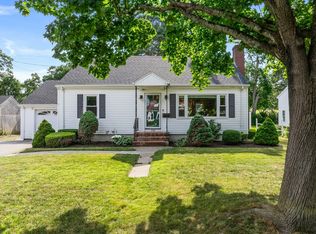 195 Pine Grove St, New Bedford, MA 02745