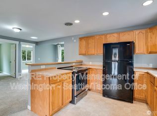 1909 Guy Wetzel St E, Pt Orchard, WA 98366