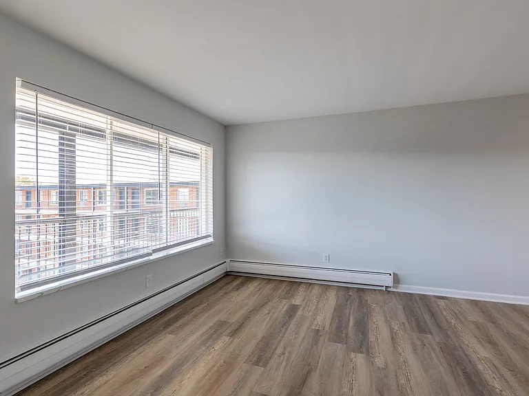 The Park on 13 Apartments - Royal Oak, MI — Photo 32