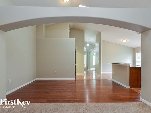 3rd image of 3321 Heath Dr