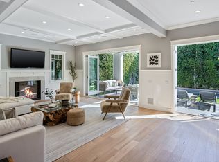 6336 Lindenhurst Ave, Los Angeles, CA 90048