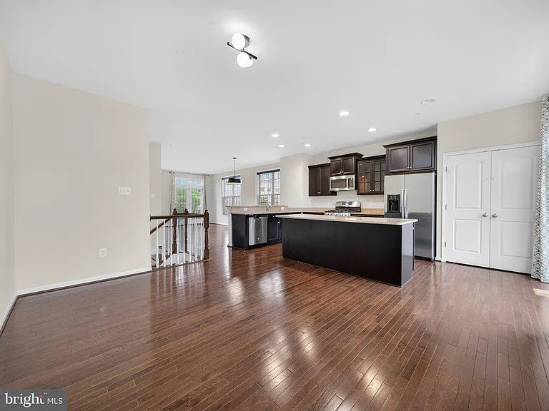 1169 Carinoso Cir — Photo 18