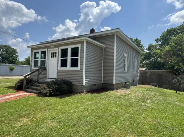 612 Sheridan St, Caro, MI 48723