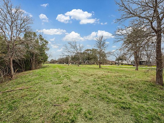 4th image of 19503 Old Galveston Rd Lot 4