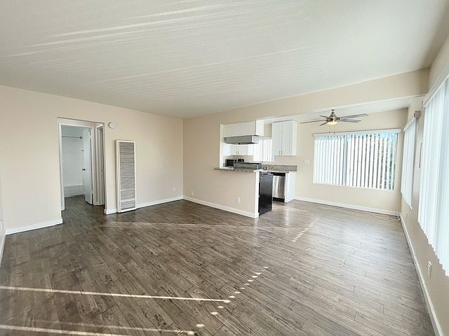 1st image of 13704 Franklin St APT 16