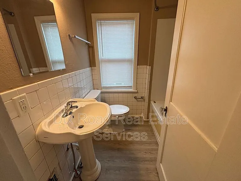 426 Otterbein Ave — Photo 25