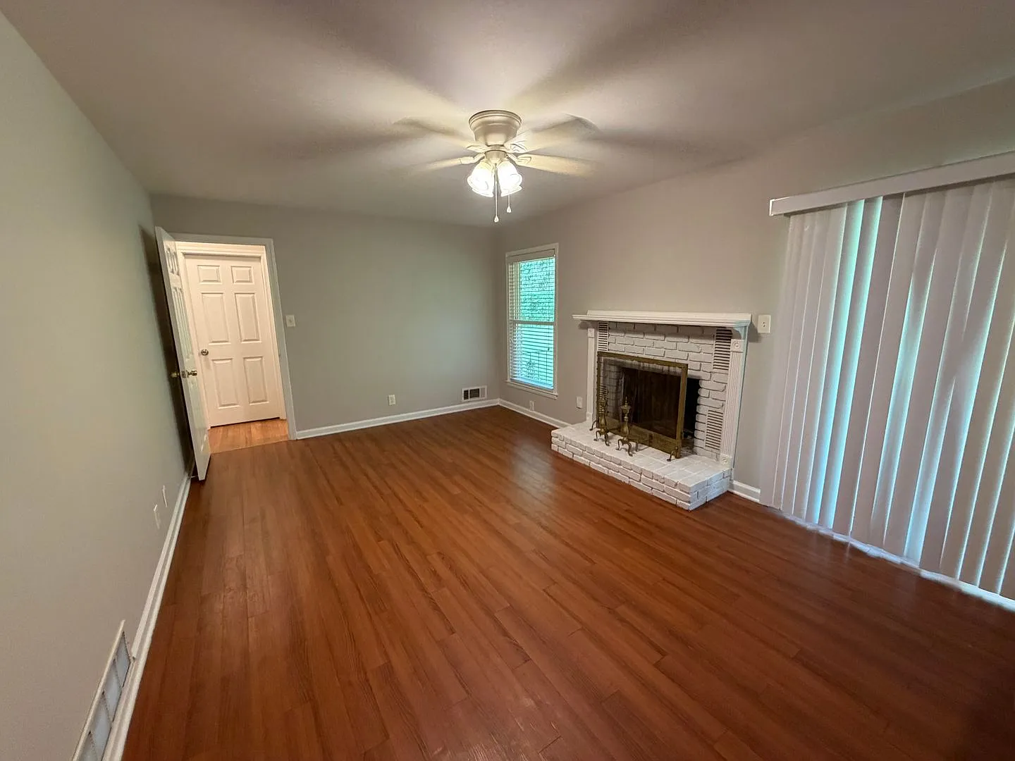 412 Fielding Lane — Photo 2