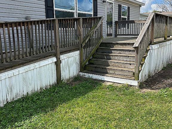 2nd image of 558 E Nine Mile Rd #39