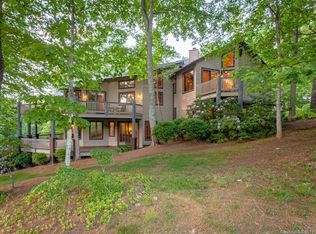 345 Spring House Dr, Burnsville, NC 28714