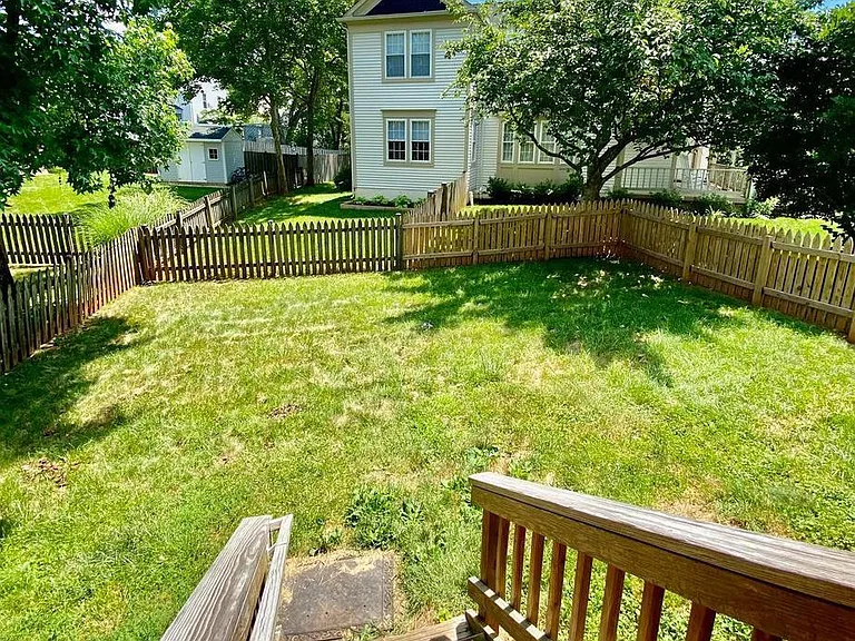 18 Brookmeade Ct — Photo 4