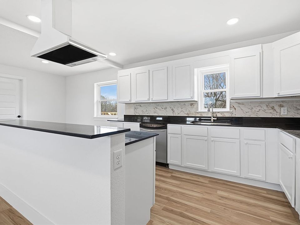10th image of this home