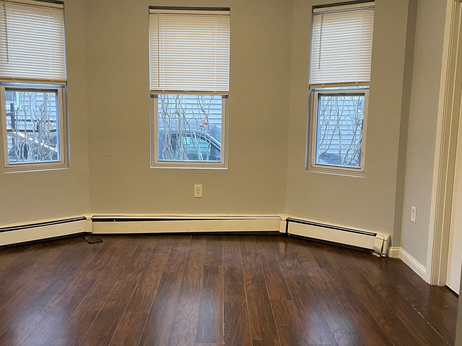 2 bed, 2176 sqft, $2,200 — Photo 3
