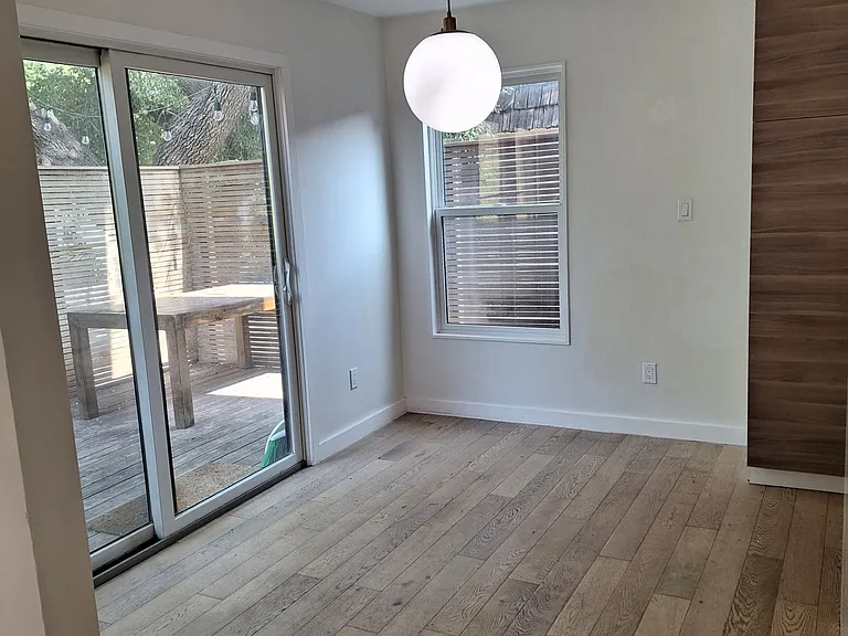 4408 Avenue A #D — Photo 2
