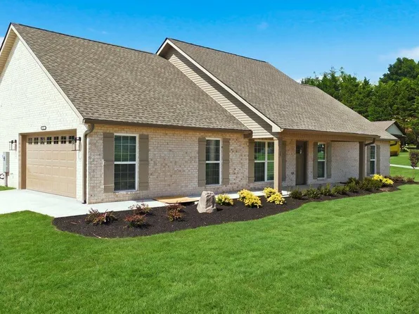 330 Kenmark Dr, Maryville, TN 37803