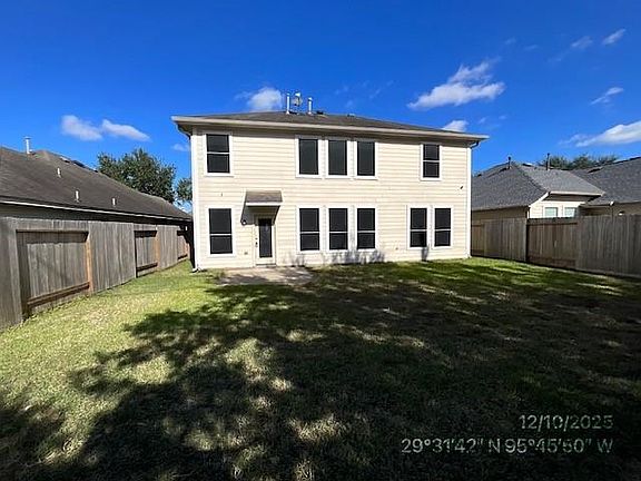 2nd image of 5506 Cunningham Ln