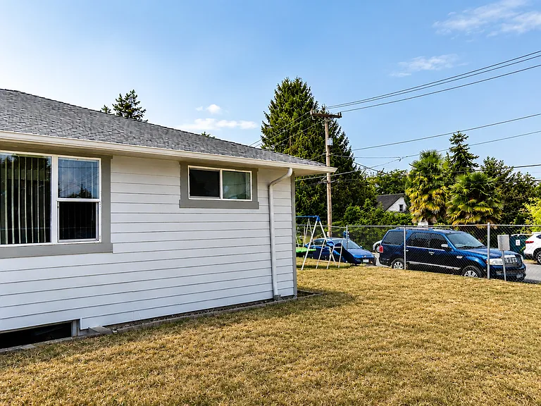 5814 Renton Ave S — Photo 3