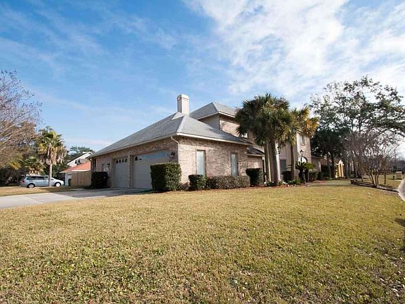 3rd image of 3110 Brittany Pl