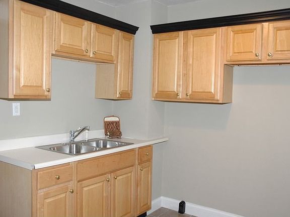 Kitchen w/ New Cabinets