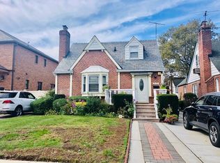 7540 180th St, Fresh Meadows, NY 11366
