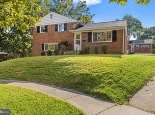 12202 Nordlie Dr, Rockville, MD 20852
