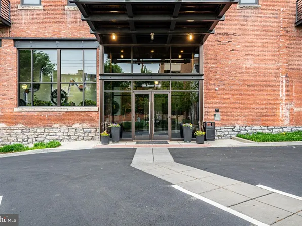41 W Lemon St APT 304, Lancaster, PA 17603