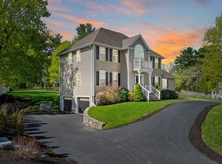 567 Summer St, Lynnfield, MA 01940