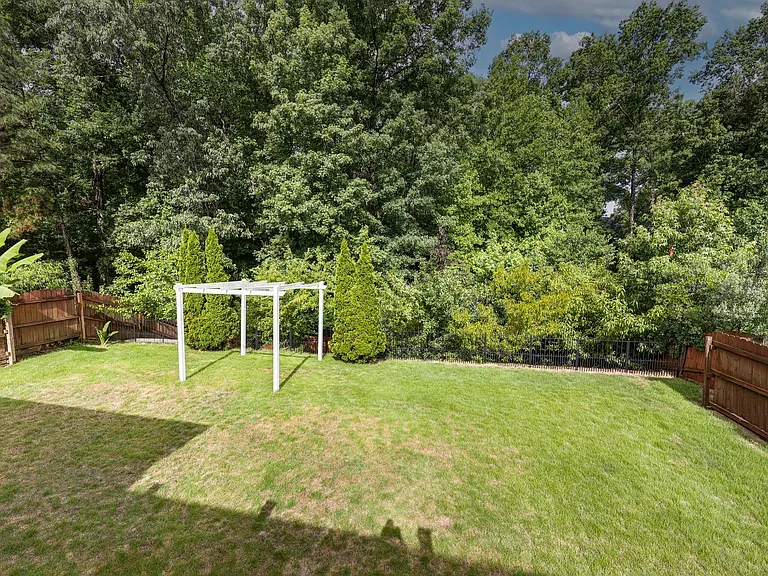 201 Hammock Dr — Photo 52