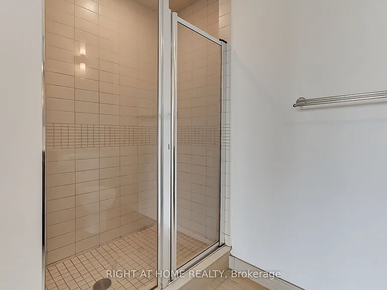 28 Linden St #1405 — Photo 30