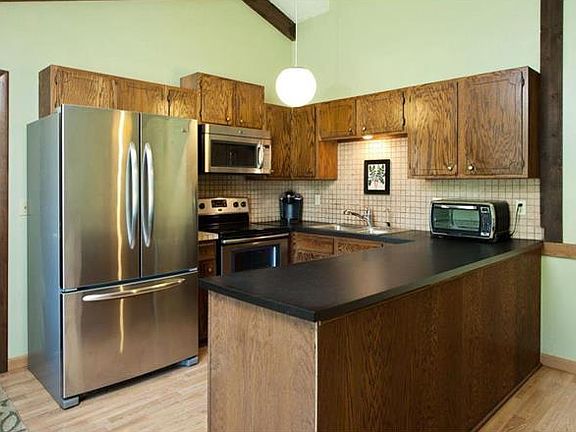 3rd image of 4009 81st Ave N