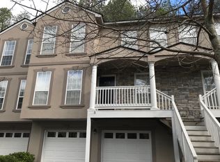903 Masons Creek Cir, Sandy Springs, GA 30350