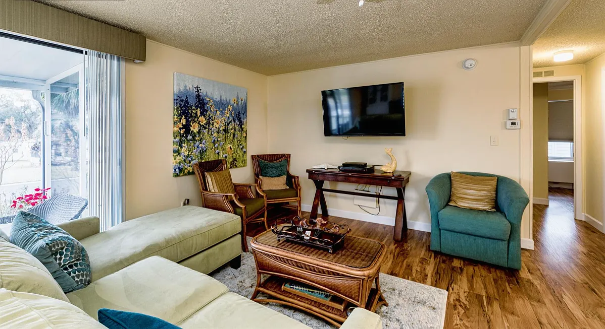 2 bed, 768 sqft, $1,500 — Photo 1