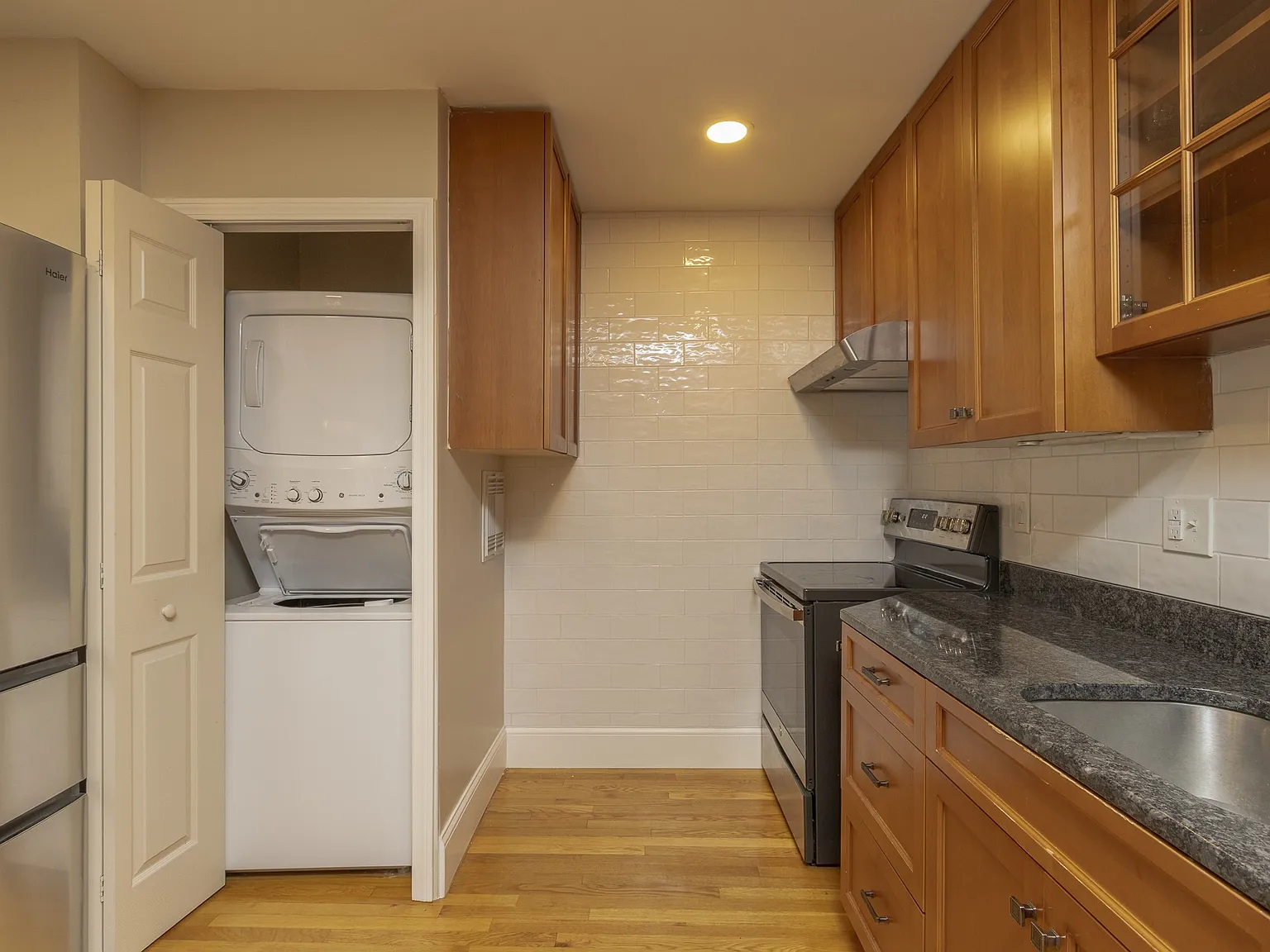 1 bed, $2,100 — Photo 2