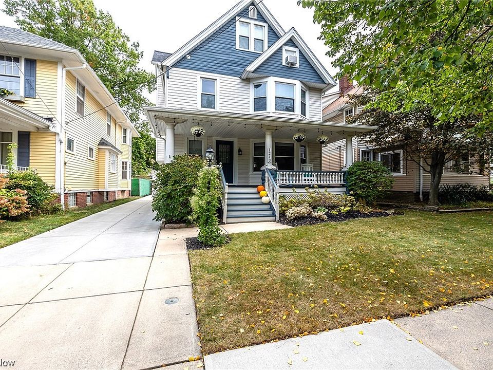 1st image of 1213 Saint Charles Ave