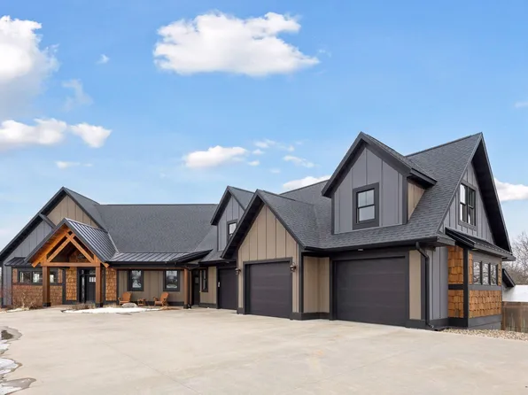 771 Zumbro Oaks Ln NW, Oronoco, MN 55960